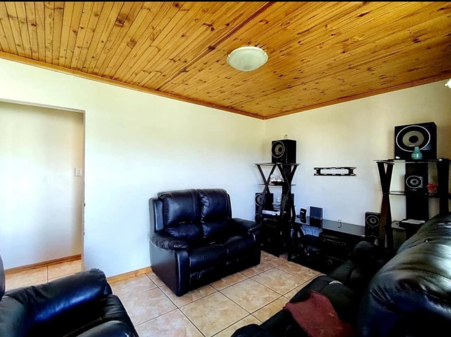 2 Bedroom Property for Sale in Mdantsane Nu 17 Eastern Cape